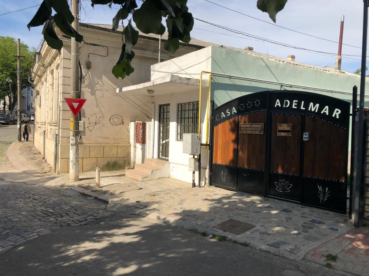 Отель Casa Adelmar Тулча Экстерьер фото